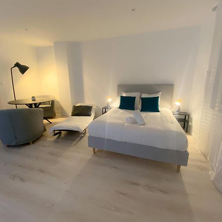 Le Vendee Apartment Calais Exterior foto