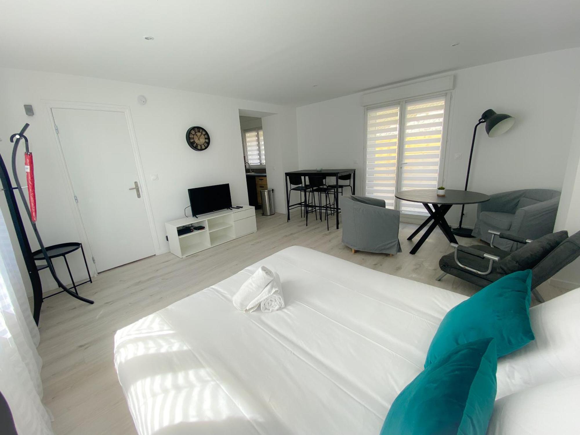 Le Vendee Apartment Calais Exterior foto